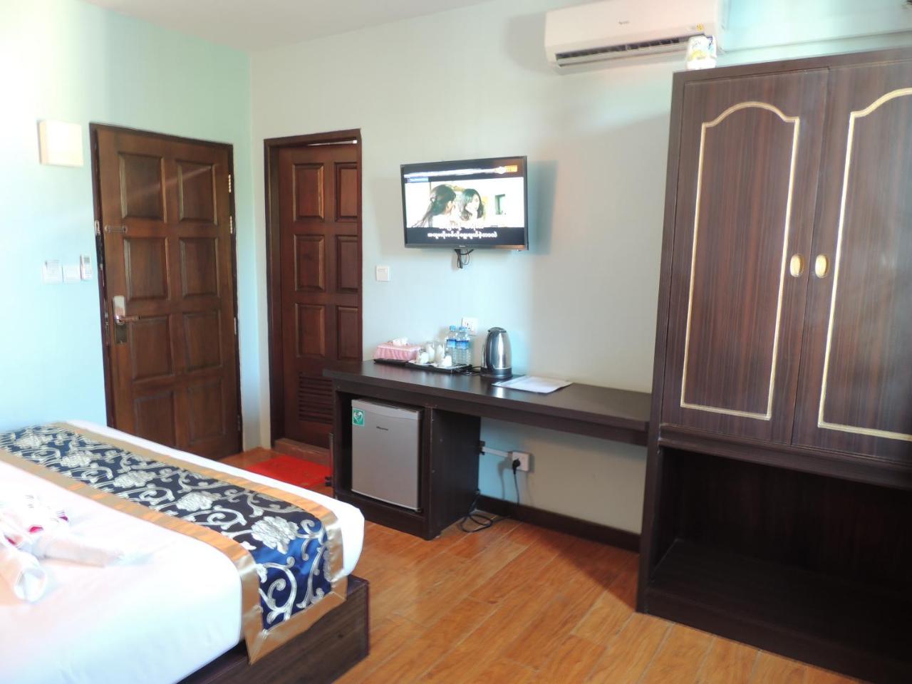 Hotel San Taw Win Pathein Kültér fotó